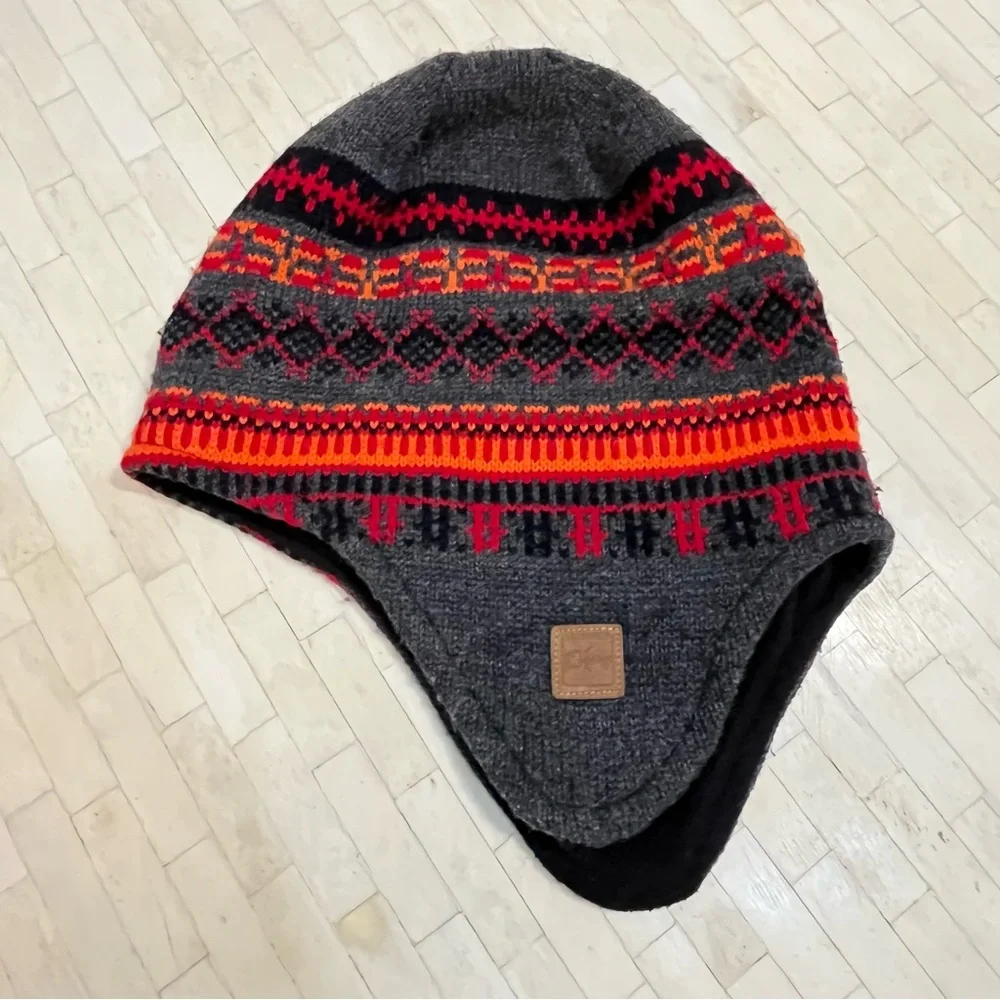 Screamer Kids' Gray and Red Patterned Hat with Ear Flaps